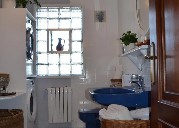 Casa Aurora * Тео